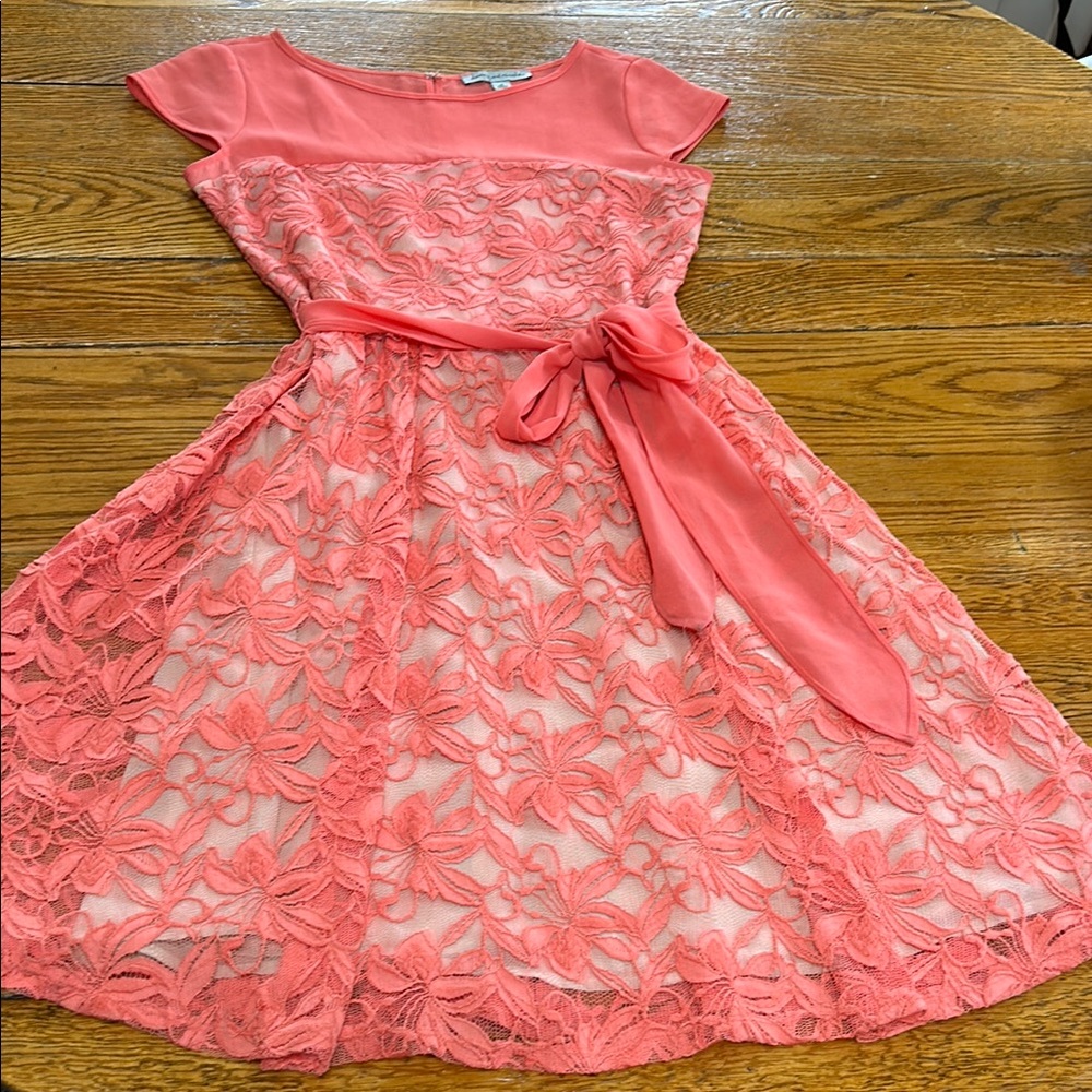 Danny and Nicole crochet lace dress.  Coral color.  Size 4.  Great condition.